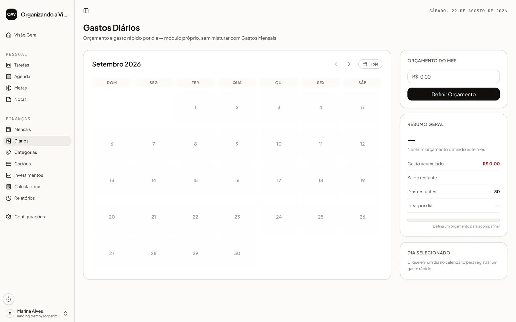 Calendário de gastos diários do Organizando a Vida com totais por dia